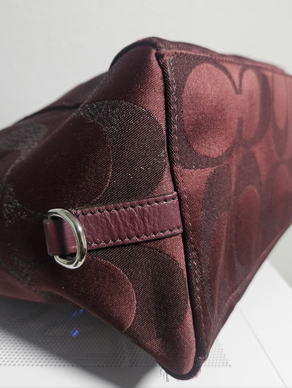 13' Coach Campbell Signature Metallic Belle Carryall in maroon sateen canvas. - Picture 5 of 10